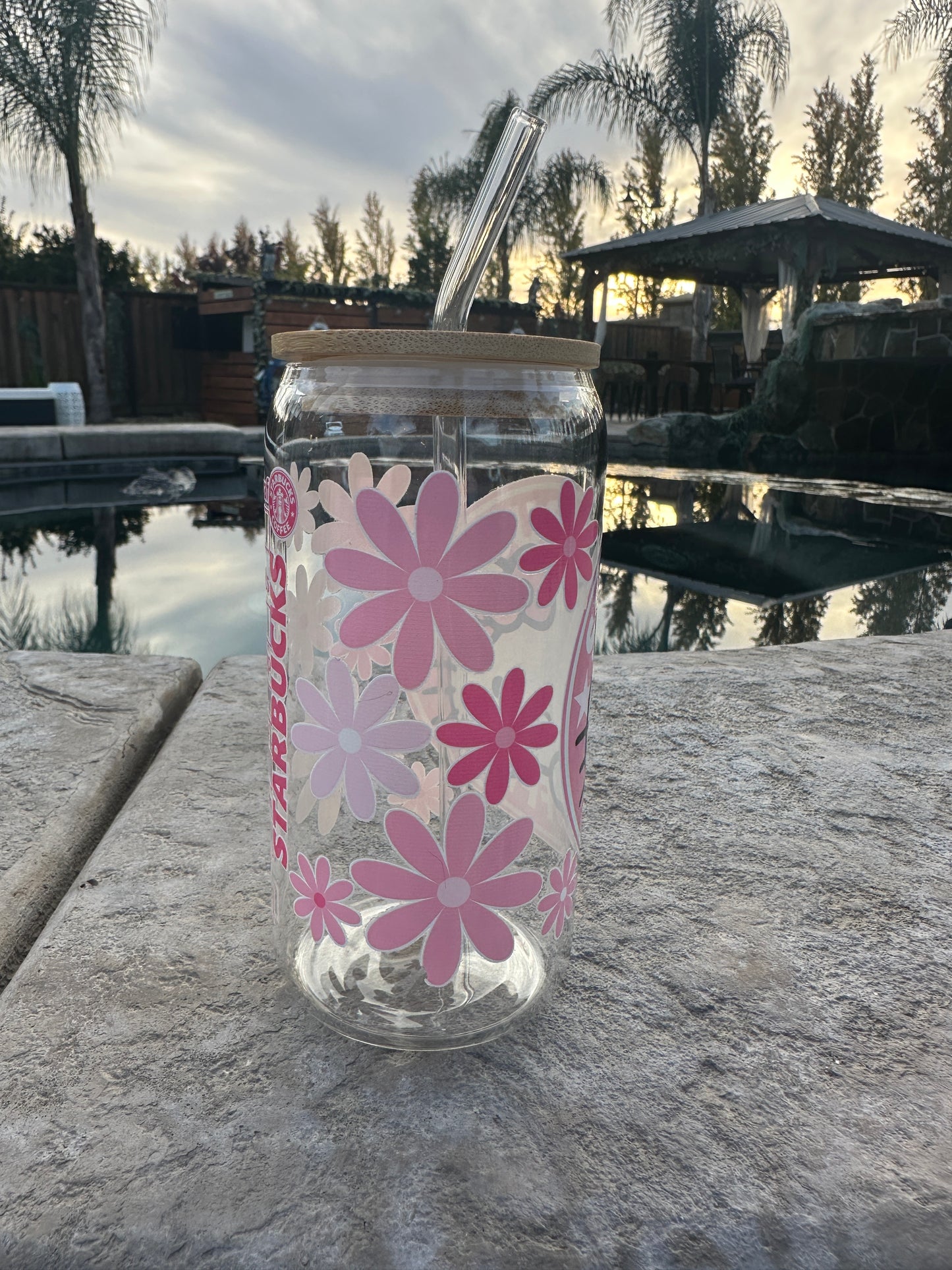 16oz kitty kawaii glass can