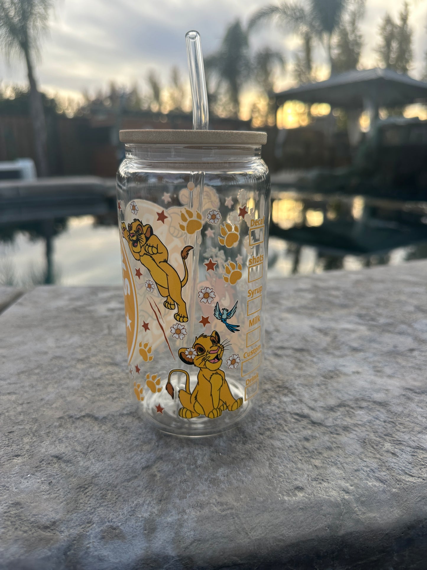 Simba Glass can