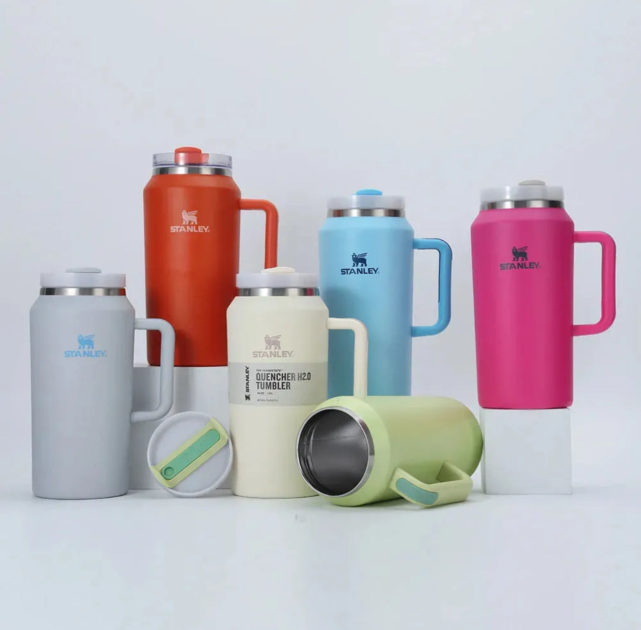 Stanley Quencher H2.0 Stainless Steel
Vacuum Insulated Tumbler (64 oz)