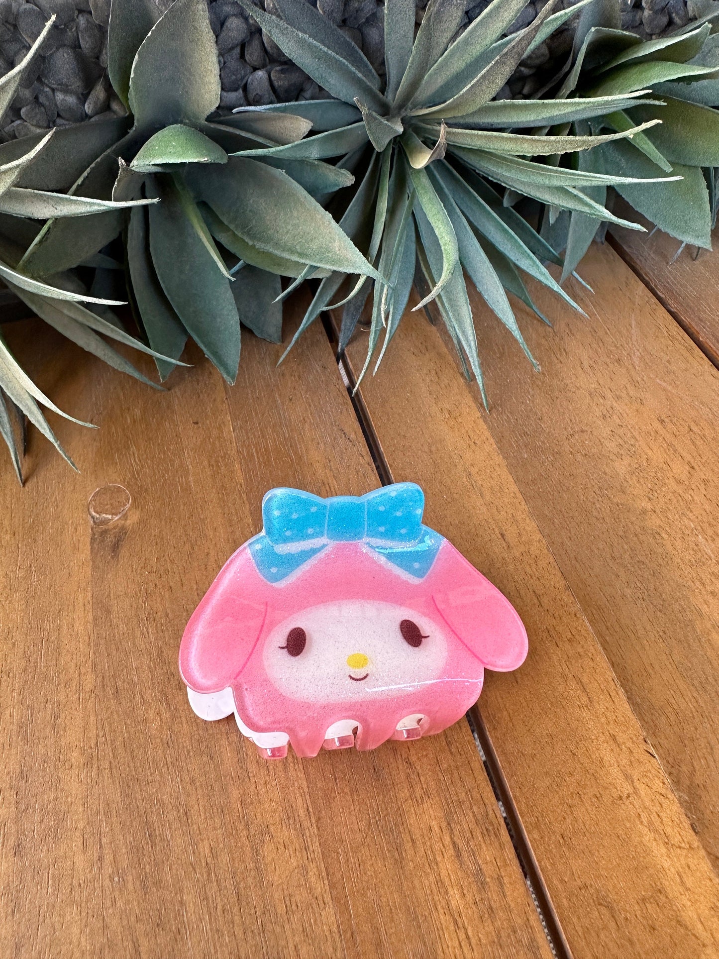 Kawaii Hair Clips | Hair accessories | Sanricore | cute hair accessories | gift ideas | hair claw | Kuro | Kawaii | Hair Clips | cutecore