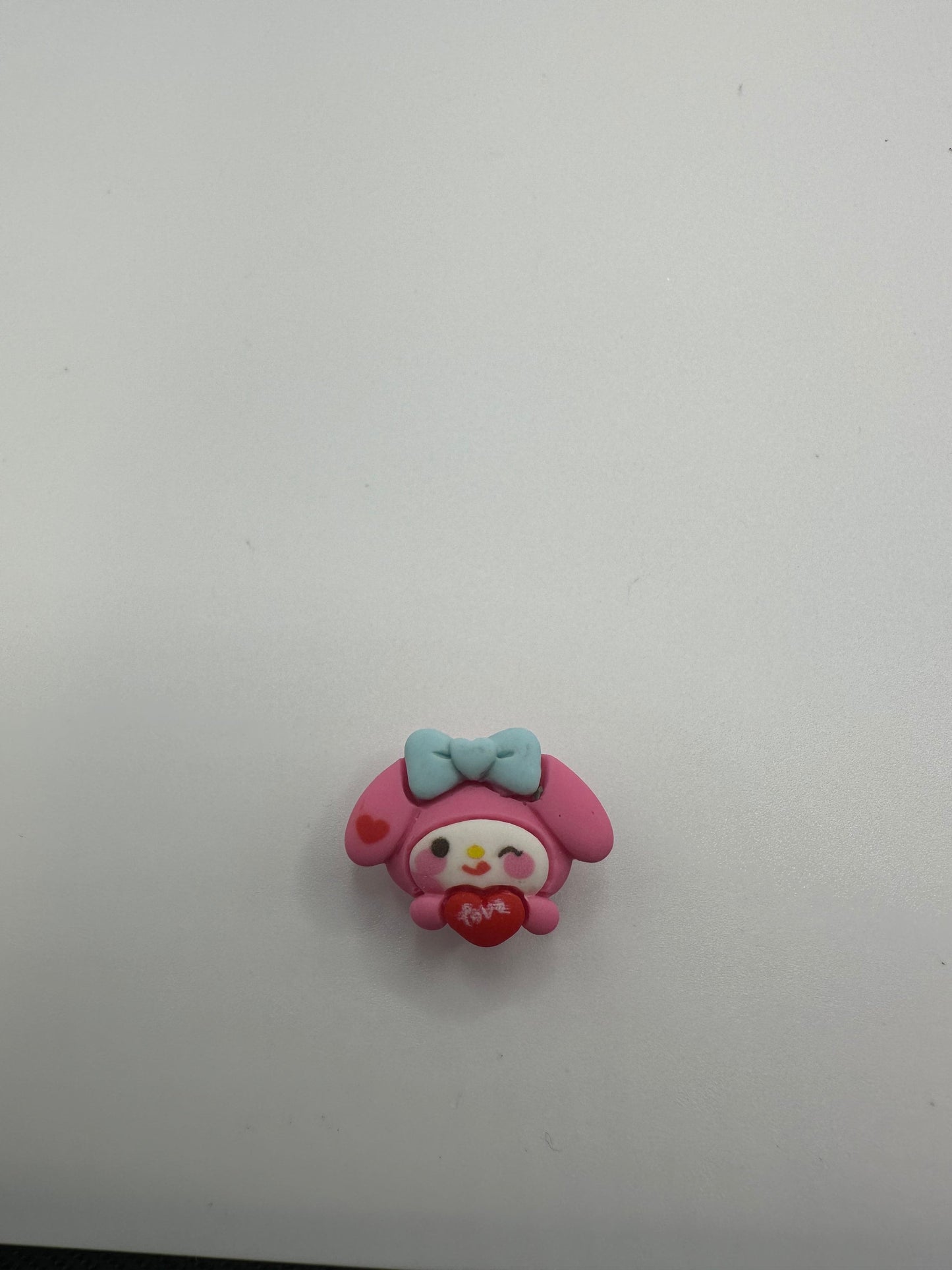 Resin kitty, Keroppi, Cinnmoroll, Kuromi, Melody and Pompompurin shoe charms