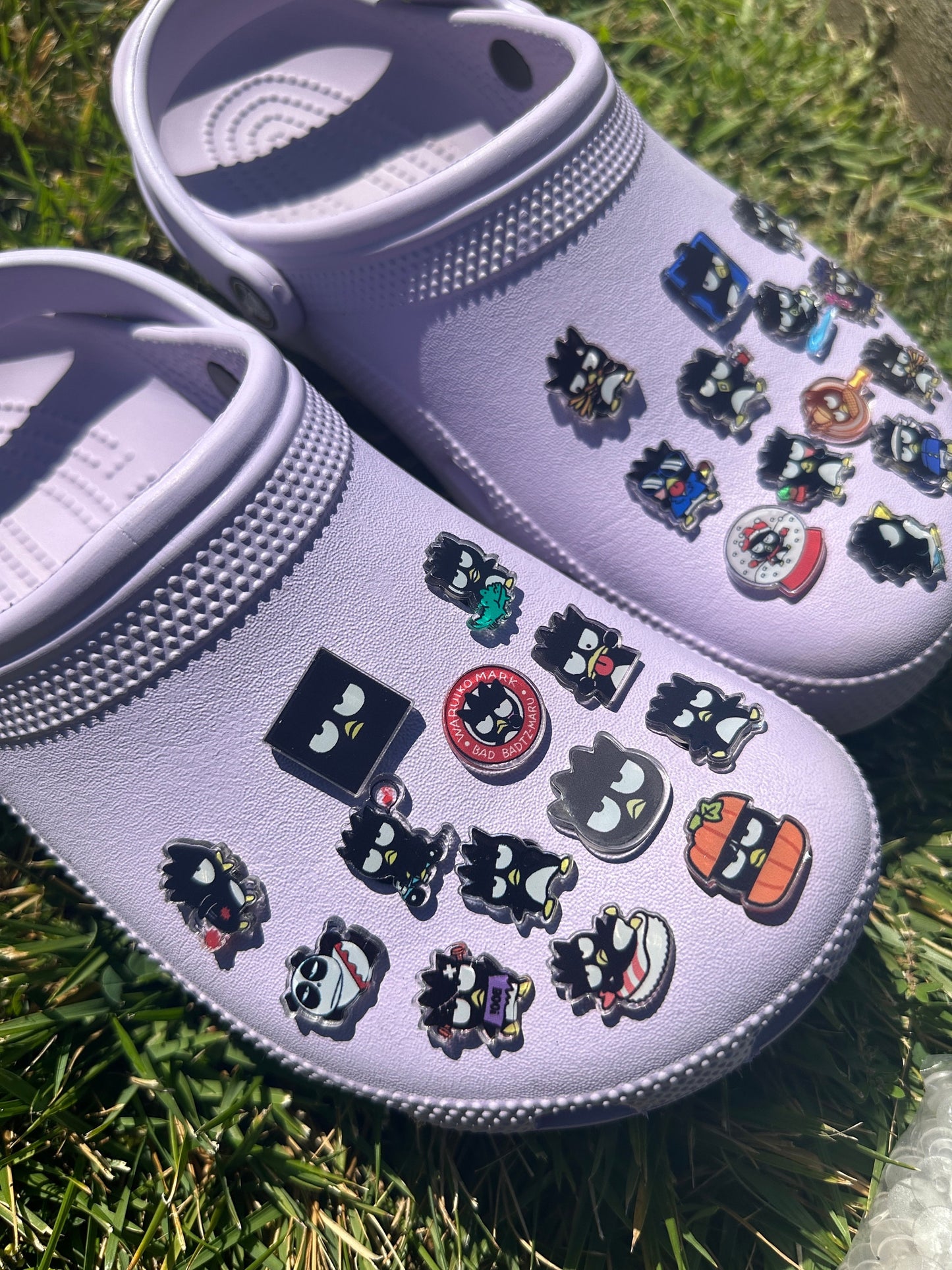 Random Bad pengu shoe charms | Chocolate kitty| bad Maru | shoe charms | kawaii | Black penguin | 1,3,5,10 pcs | Sanri | badtz | maru