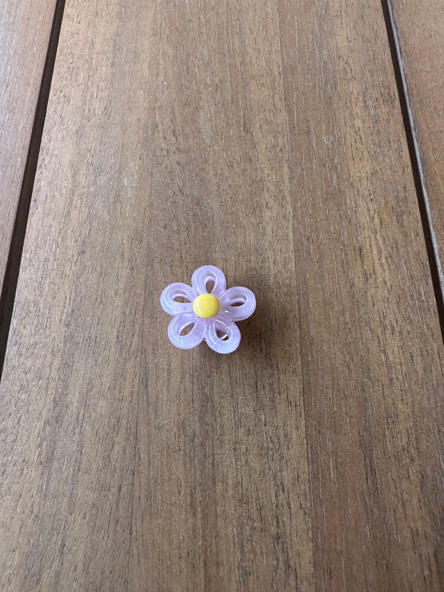 Jelly Flowers | Retro flower shoe charms | kawaii charms | squiggle flower | floral | flower shoe charms | Jelly | 90’s flower