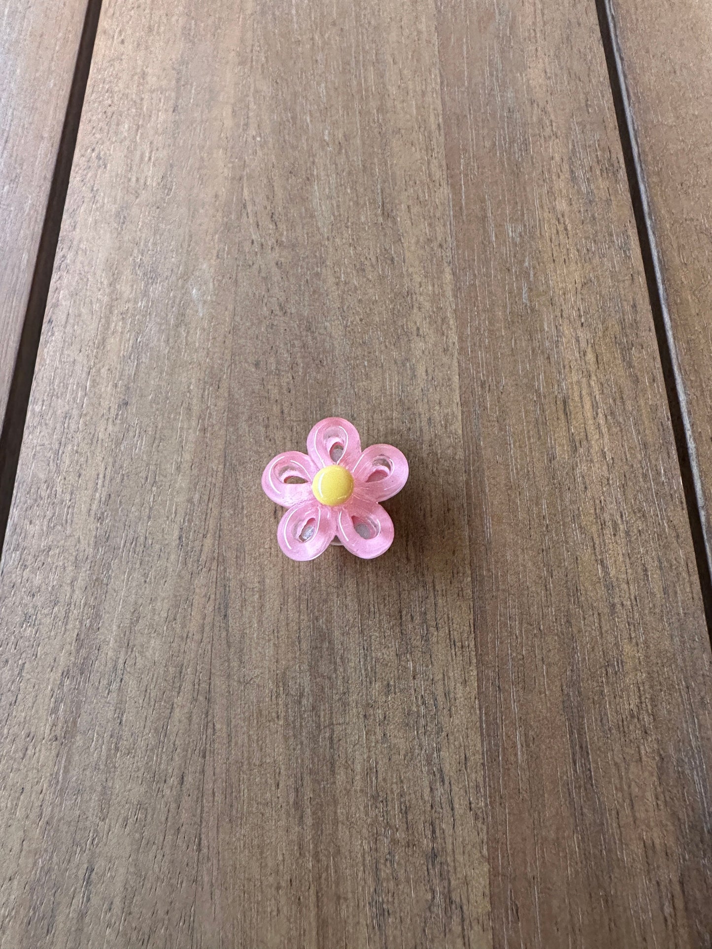 Jelly Flowers | Retro flower shoe charms | kawaii charms | squiggle flower | floral | flower shoe charms | Jelly | 90’s flower