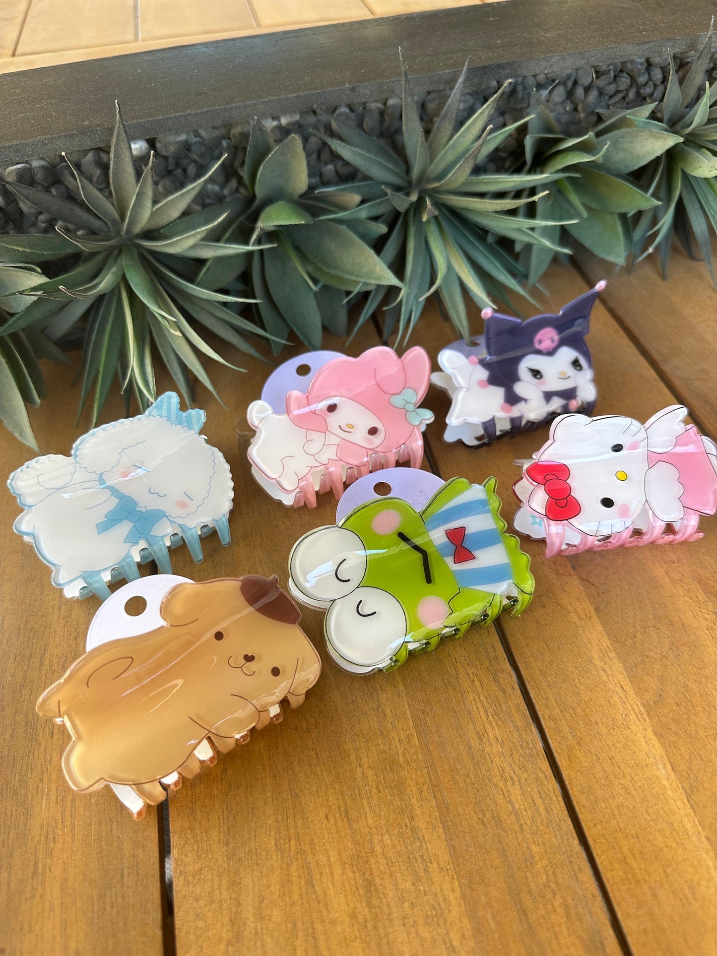 Kawaii Hair Clips | Hair accessories | Sanricore | cute hair accessories | gift ideas | hair claw | Kuro | Kawaii | Hair Clips | cutecore