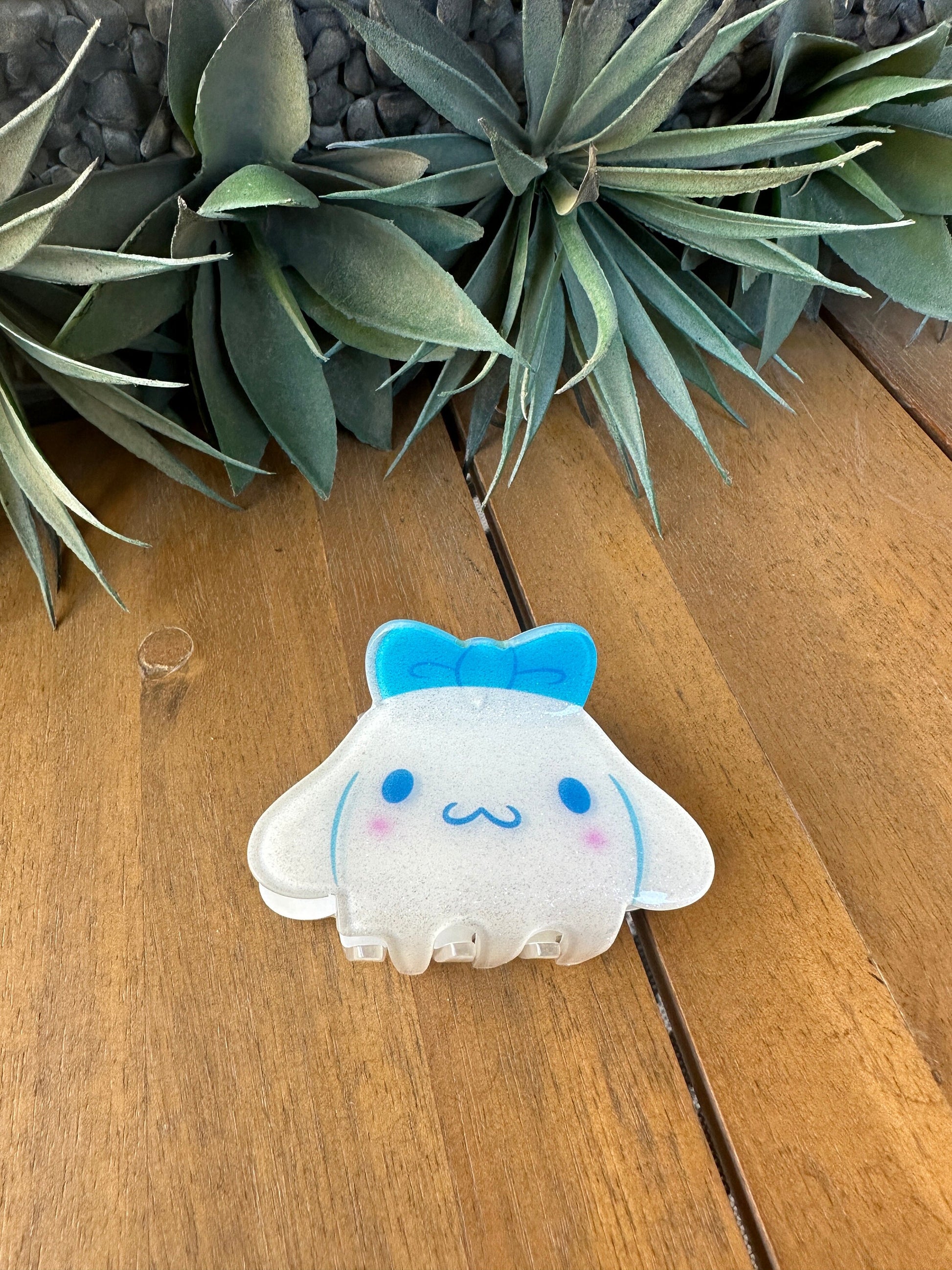 Kawaii Hair Clips | Hair accessories | Sanricore | cute hair accessories | gift ideas | hair claw | Kuro | Kawaii | Hair Clips | cutecore