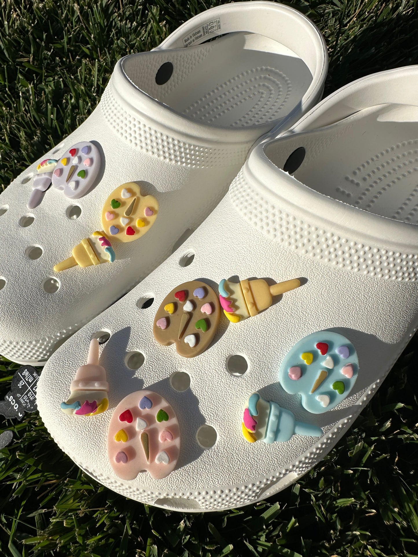 Paint Shoe Charms | Artist Charms | painting | Paint brush Charms | Unique | Gifts for artists | Paint palette | Colors | Artists clogs