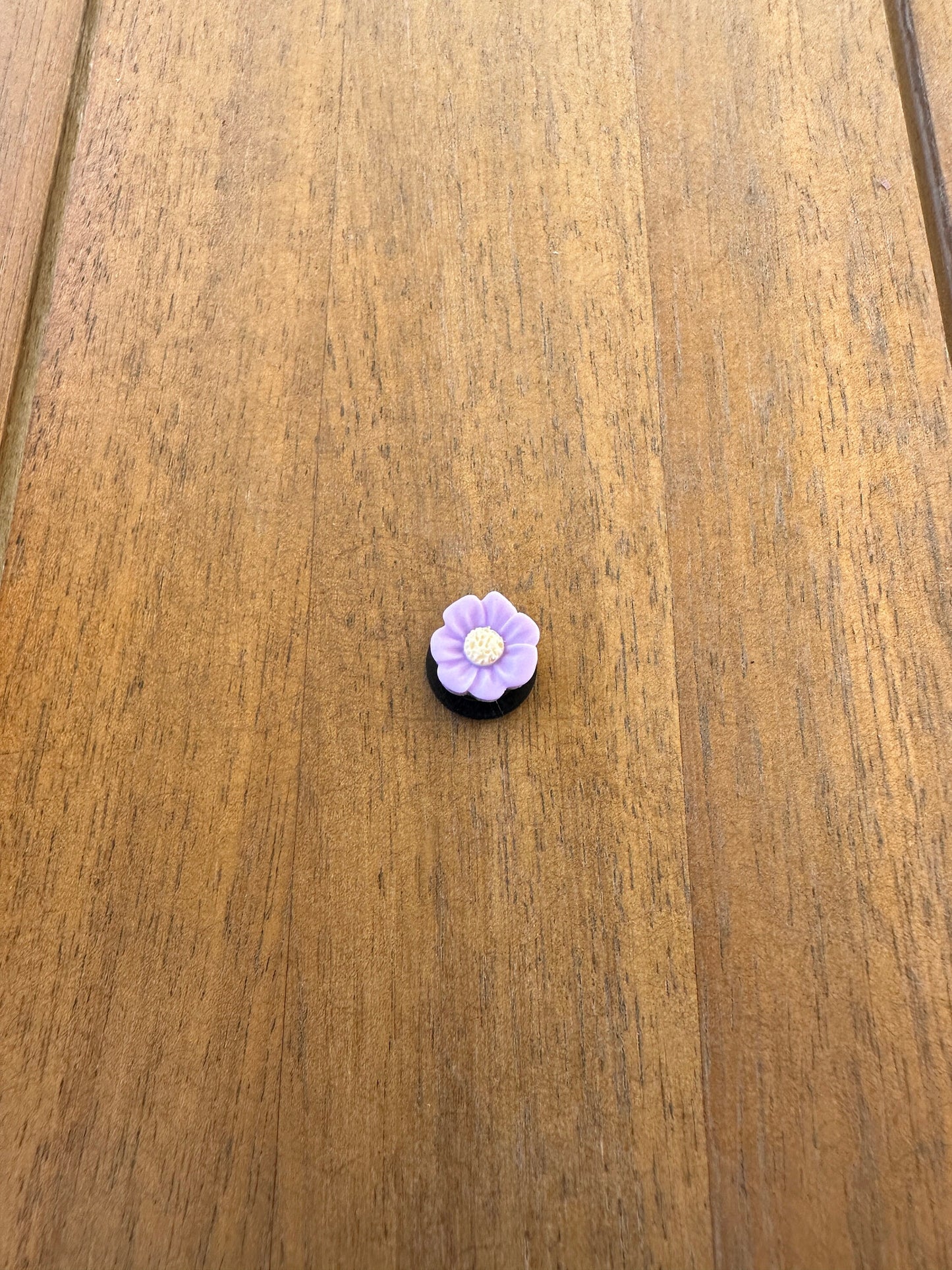 Flower Shoe Charms |Pastels |Mini flowers | Small flower |Shoe charm | Cute | Shoe charms | Tiny | Kawaii | Soft colors |floral | Lavender