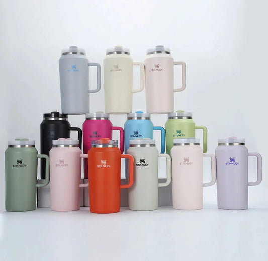 Stanley Quencher H2.0 Stainless Steel
Vacuum Insulated Tumbler (64 oz)